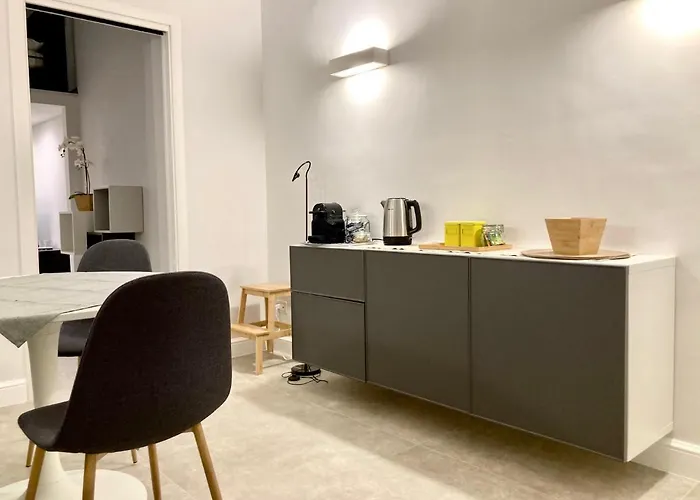 Rent Casa Almika شقة باري